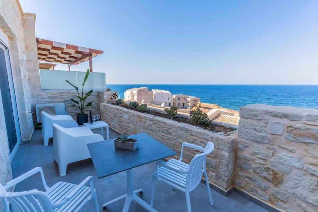 Zefyros Suite , Seafront Retreat ! Pánormos Extérieur photo
